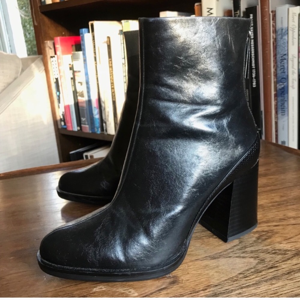 ZARA CHUNKY HEEL BOOTS